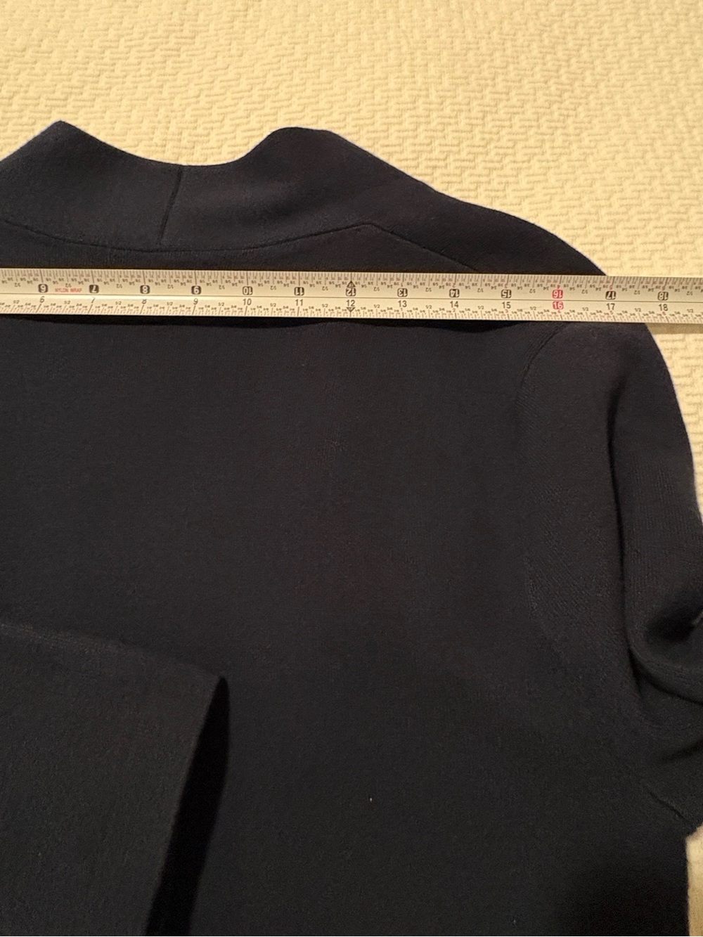 Aritzia Babaton TY Cardigan Dark Night Navy Size Medium - Picture 10 of 13